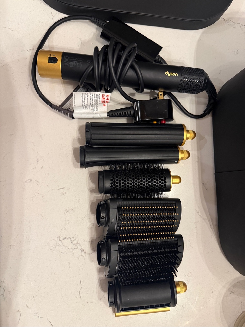 Dyson Multi-Styler Set in Black and Gold